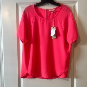 NWT Freeway Sz Large Women's Hot Pink Textured Short Sleeve Round-Neck Basic Top